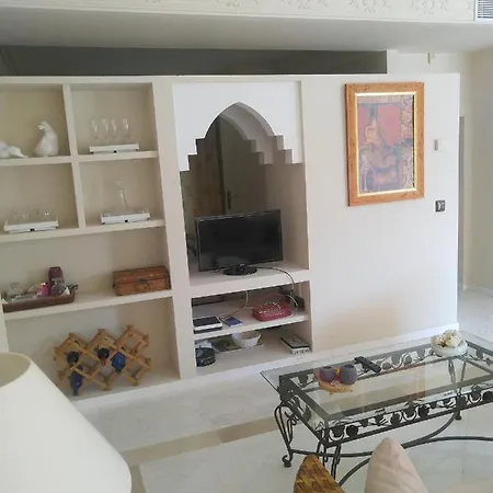 Apartamento Parque Lotos Apartment *